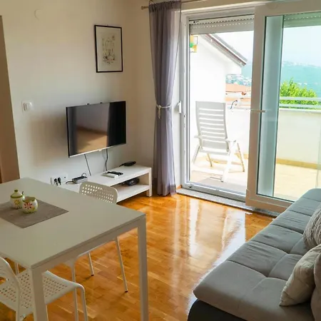 Apartment Milena Opatija *